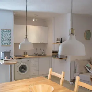 Apartamento Lovely Flat With Swimming Pool And Rooftop, Torre Del Mar